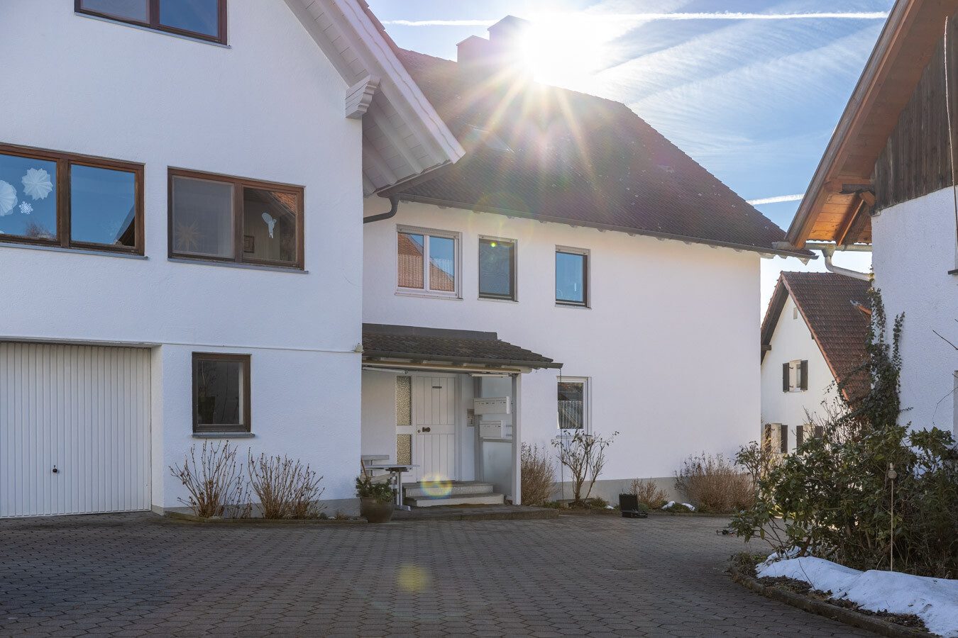 Immobilienangebot - Schondorf am Ammersee - Alle - Wohnen über dem See – Charmante Maisonettewohnung mit Alpenpanorama