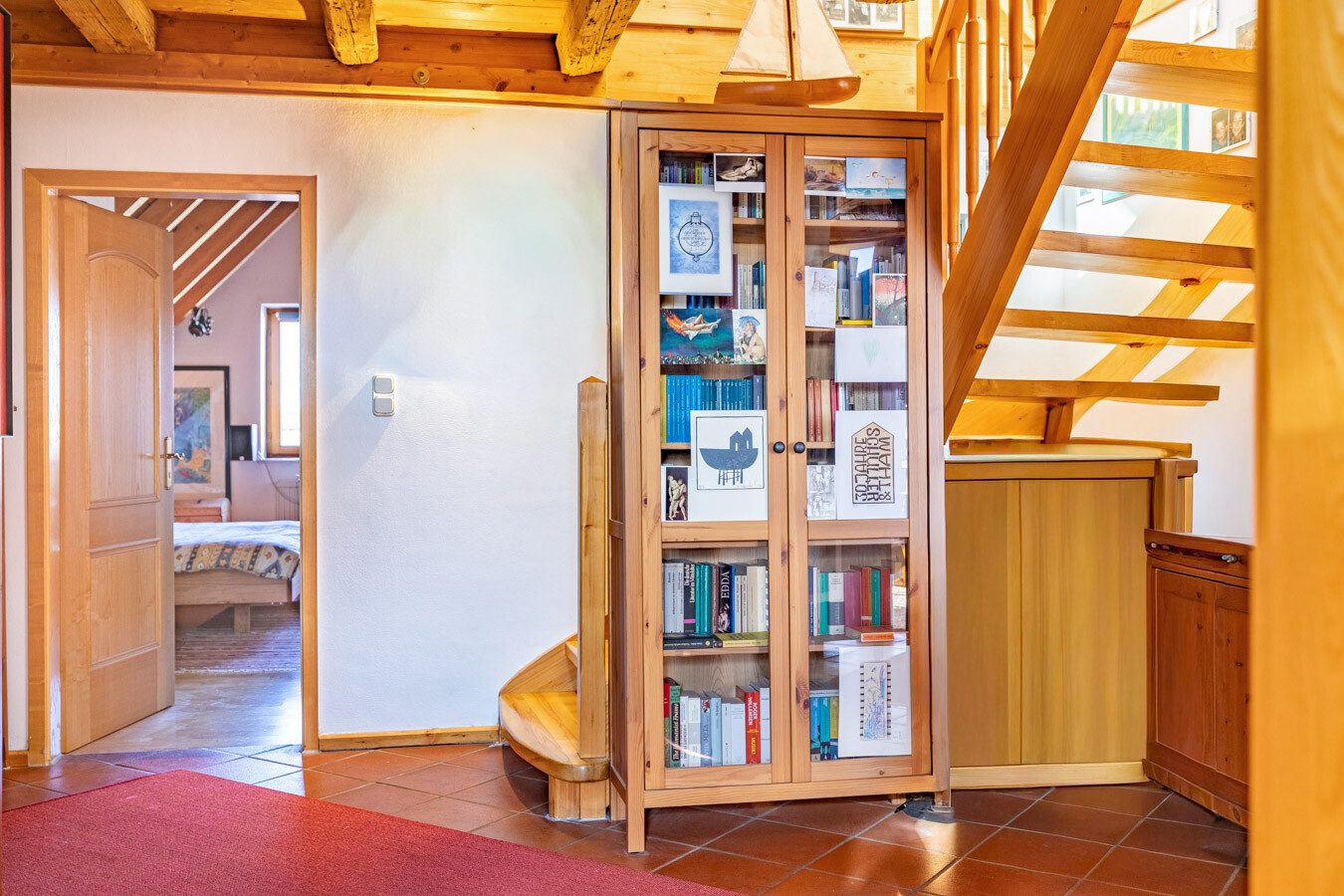 Immobilienangebot - Schondorf am Ammersee - Alle - Wohnen über dem See – Charmante Maisonettewohnung mit Alpenpanorama