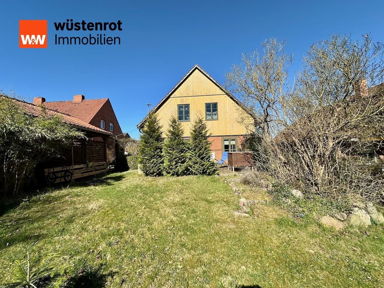 Immobilienangebot - Bienenbüttel / Eitzen I - Alle - Geschmackvolles 1-2 Familienhaus im idyllischen Eitzen I