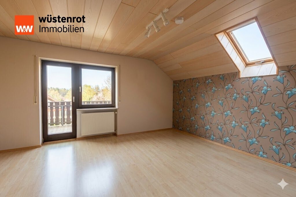 Immobilienangebot - Fladungen - Alle - Familienglück am Ortsrand: Gepflegtes Raumwunder mit Kachelofen in Fladungen