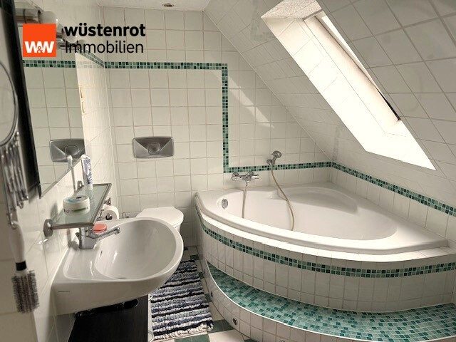 Immobilienangebot - Neuenhagen bei Berlin / Bollensdorf - Alle - Sanierungsbedürftiges  Einfamilienhaus in Neuenhagen bei Berlin