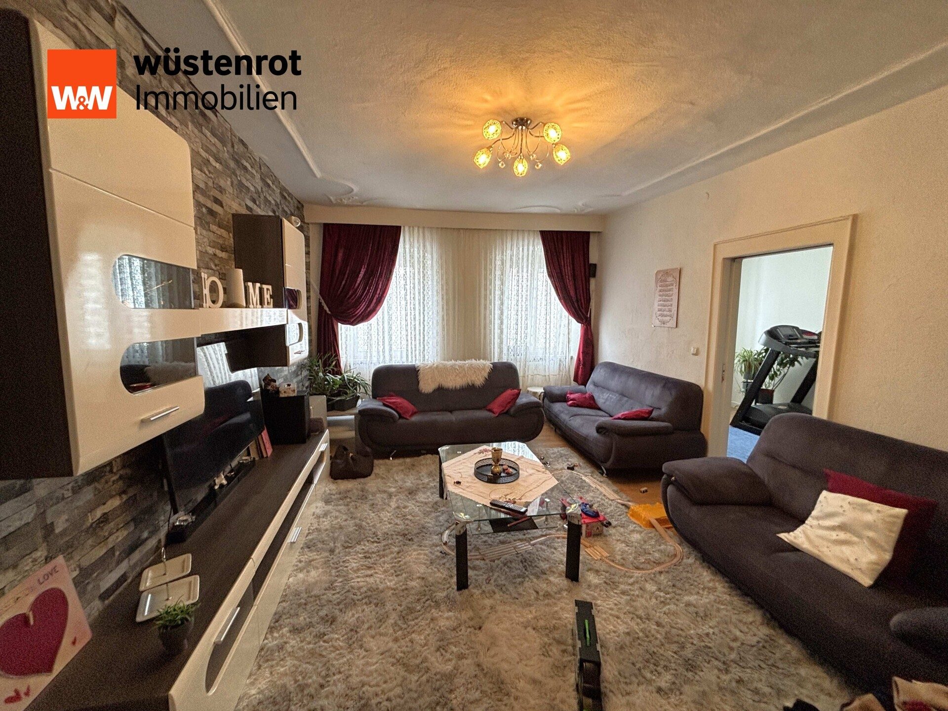 Immobilienangebot - Hersbruck - Alle - >>> Hohe Rendite <<<
Etabliertes Wohn- und Geschäftshaus