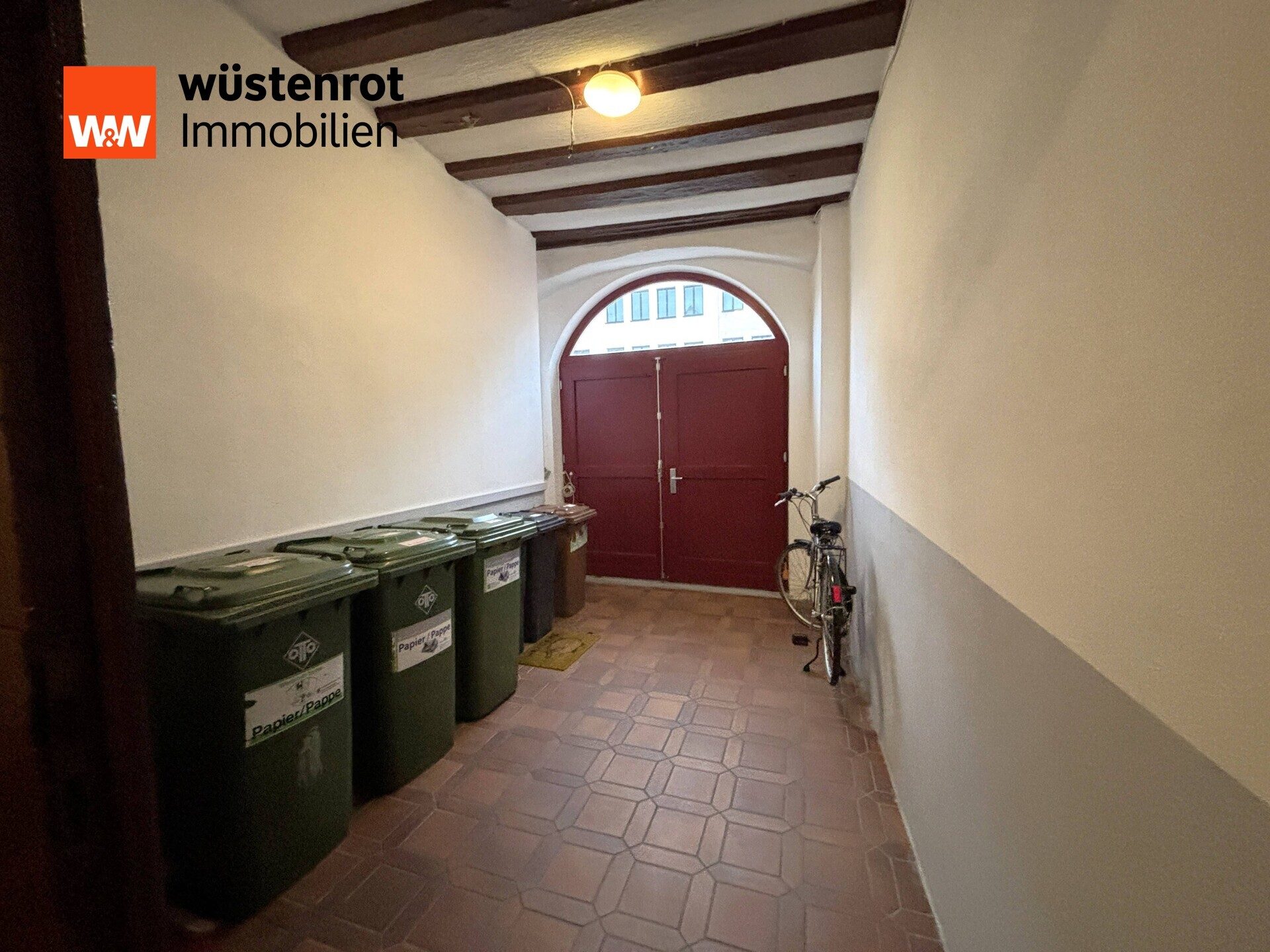 Immobilienangebot - Hersbruck - Alle - >>> Hohe Rendite <<<
Etabliertes Wohn- und Geschäftshaus