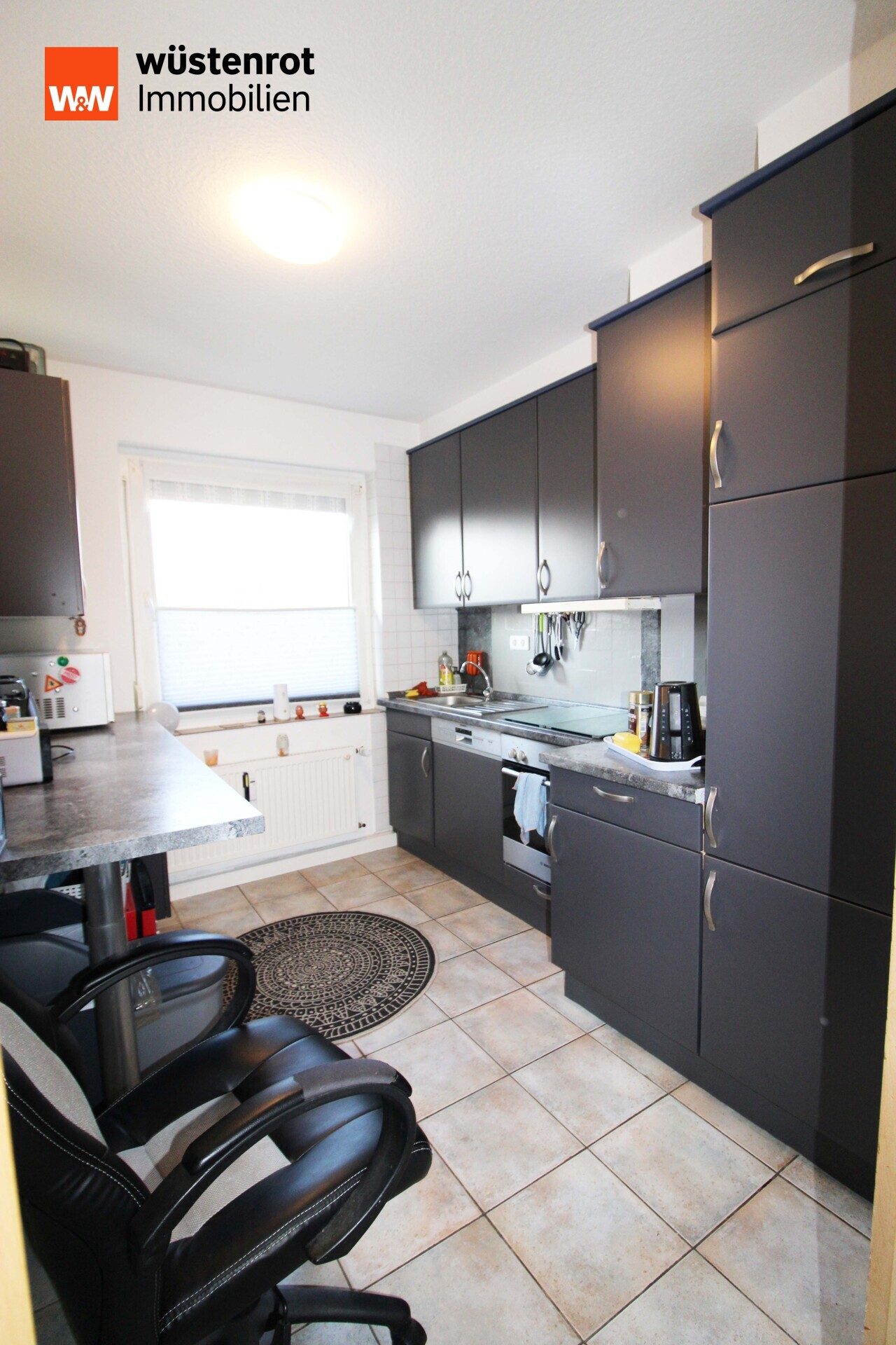 Immobilienangebot - Meppen - Alle - Sehr schöne, kleine ETW mit ca. 65 m² Wohnfläche im 1.OG  in Meppen zentrumnah zu verkaufen.