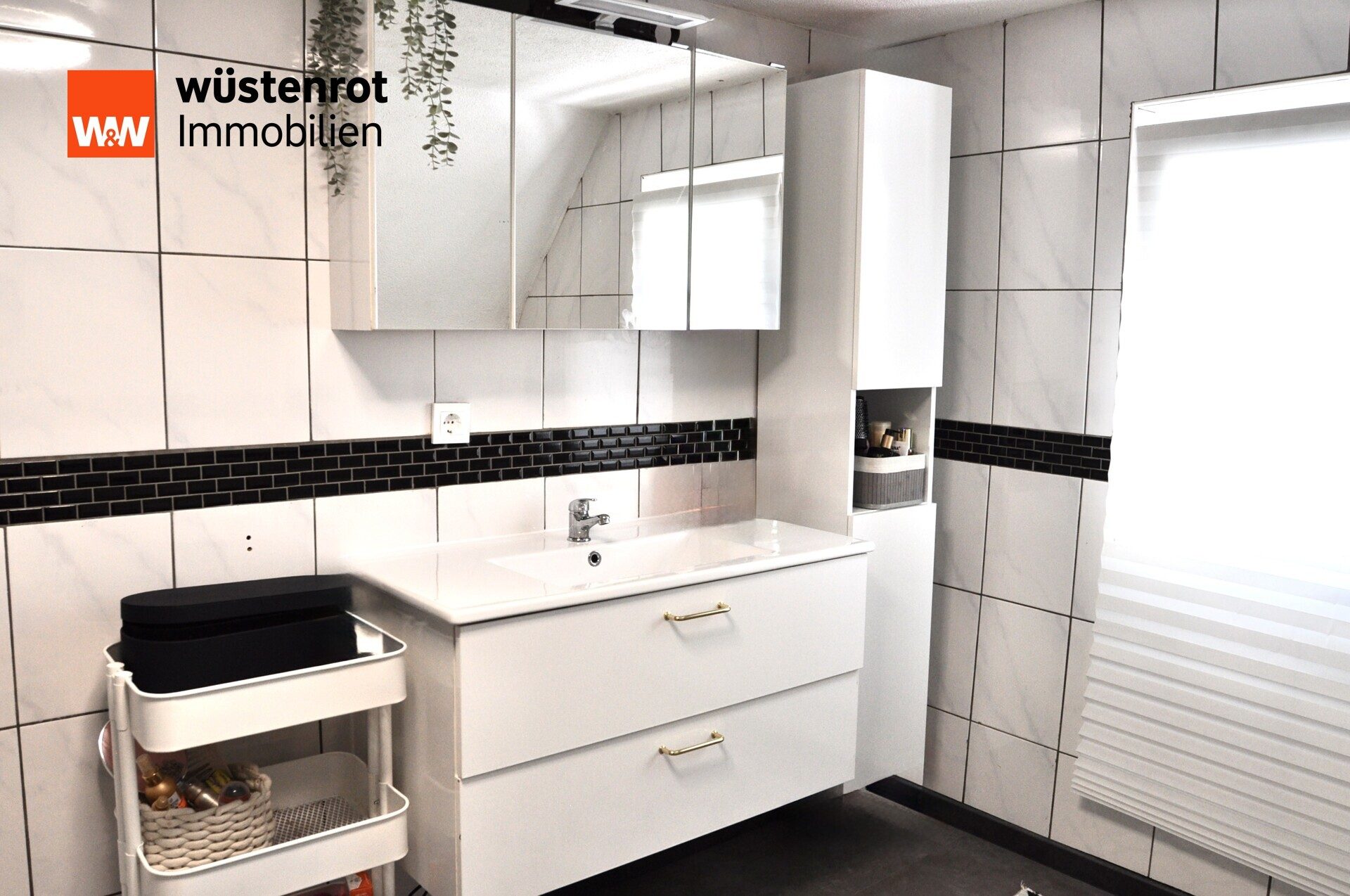Immobilienangebot - Aalen-Waldhausen - Alle - * 1 - FH  Aalen - Waldhausen  *
 Wohnen mit Werkstatt/Lagerfläche