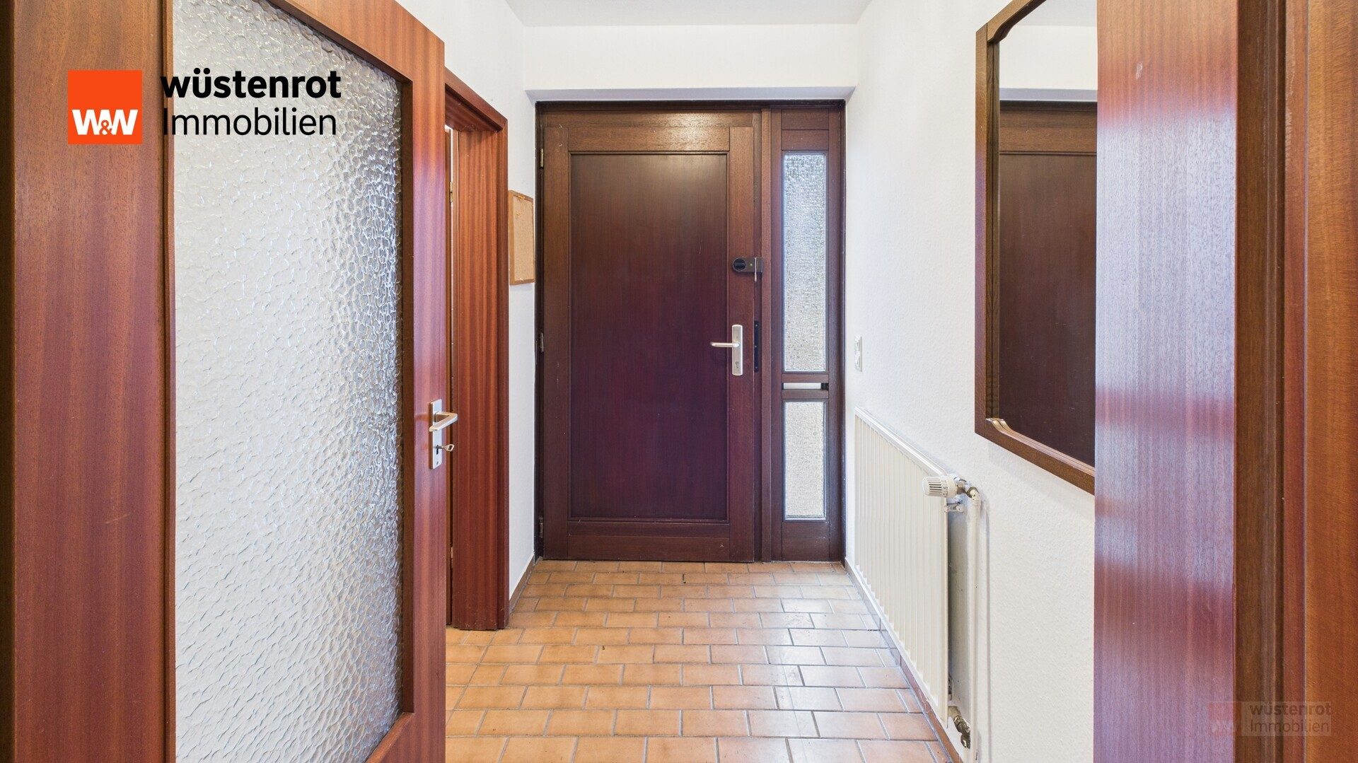Immobilienangebot - Langenhagen - Alle - Sofort bezugsfrei: Gepflegtes Haus in zentraler Lage mit Garage