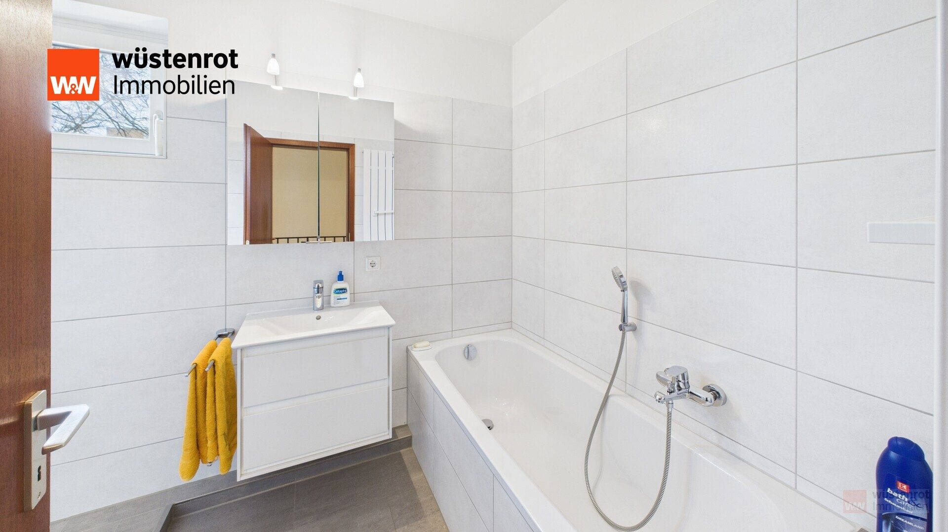 Immobilienangebot - Langenhagen - Alle - Sofort bezugsfrei: Gepflegtes Haus in zentraler Lage mit Garage