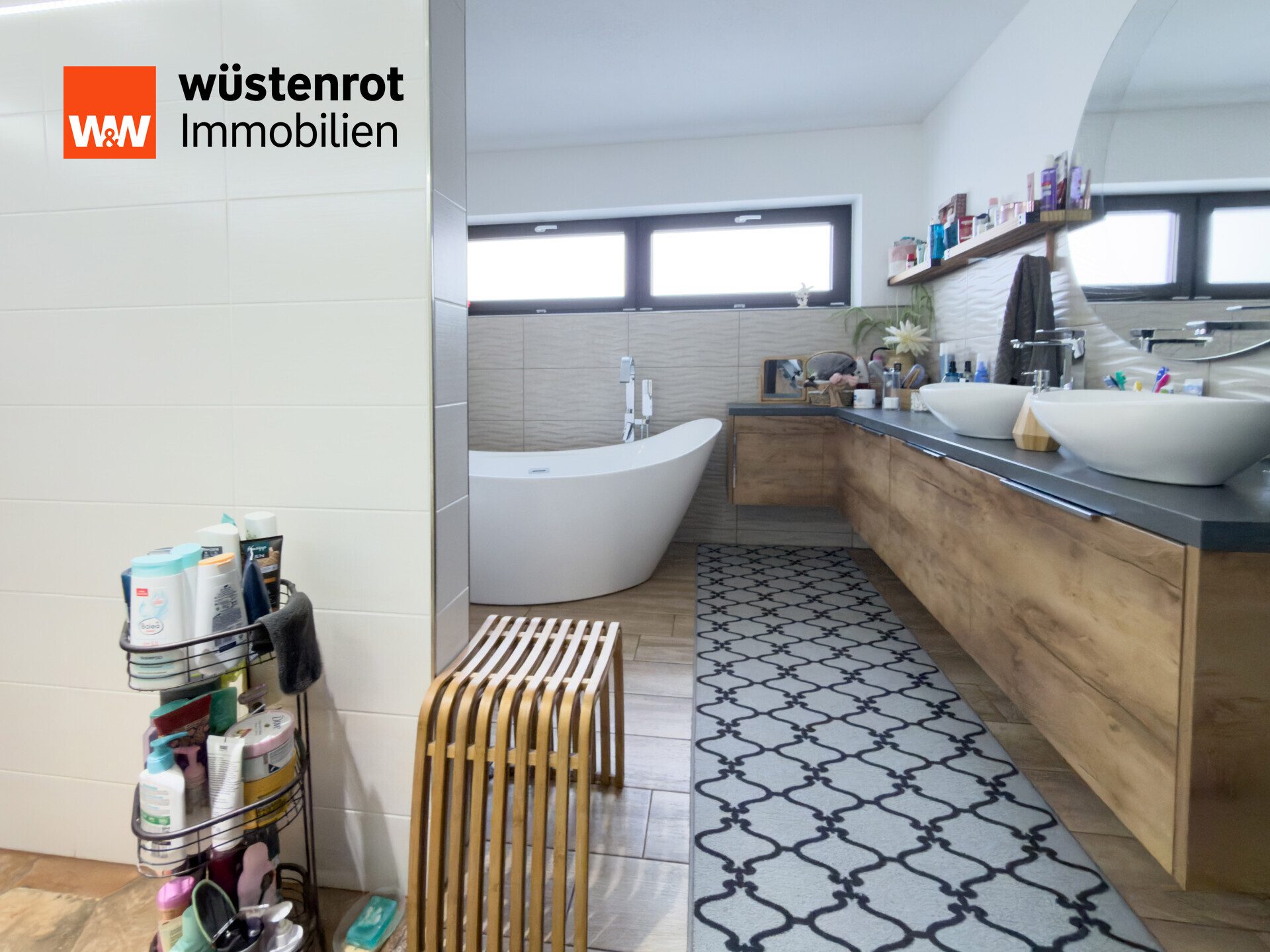 Immobilienangebot - Vilshofen - Alle - Freistehendes Einfamilienhaus mit Weitblick im Bieterverfahren – großes Grundstück, PV & Scheune