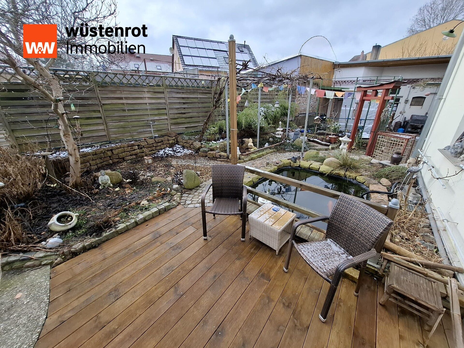 Immobilienangebot - Brandenburg an der Havel / Göttin - Alle - Eintreten & staunen: Gepflegtes Haus mit Kamin, Wintergarten, Pool, Schankstube und vielem mehr