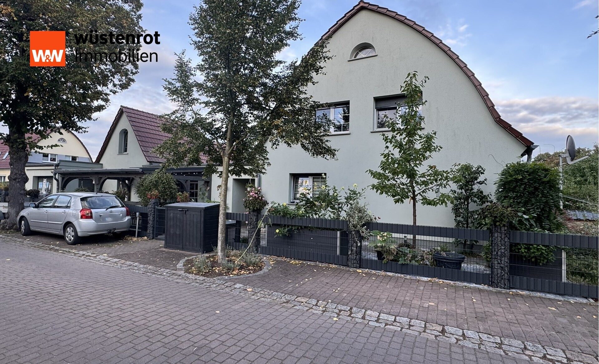 Immobilienangebot - Groß Lindow - Alle - WOW - Eigentum statt Miete - Sehr gepflegte Doppelhaushälfte in Groß Lindow sucht SIE !