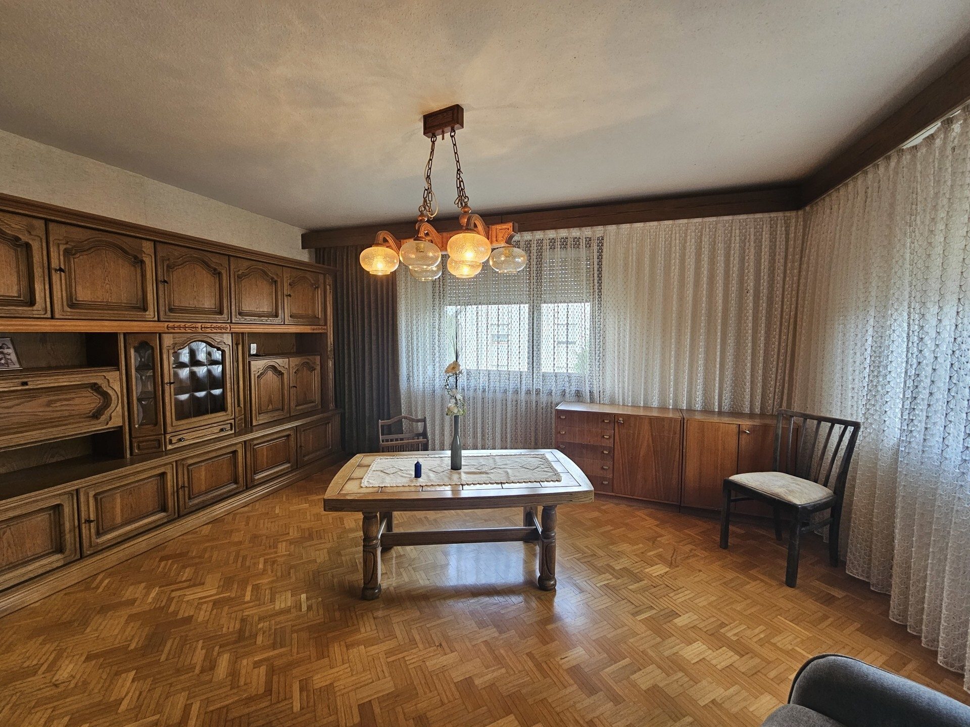 Immobilienangebot - Vöhringen - Alle - Ein Häusle zum Verlieben!
Solides Einfamilienhaus mit Potential in sonniger Lage von Vöhringen.