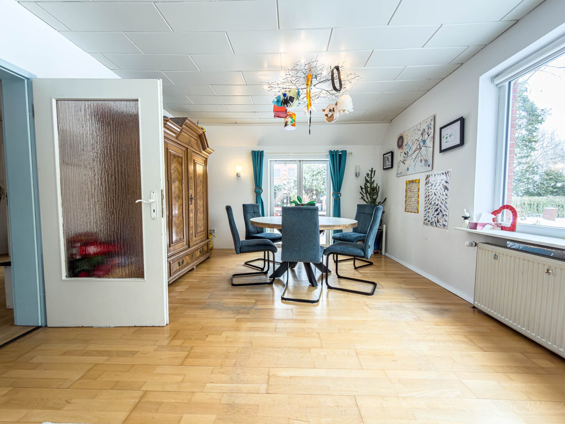 Immobilienangebot - Stadland - Alle - Großzügiges Zuhause mit weitläufigem Garten und viel Raum für Ihre Ideen