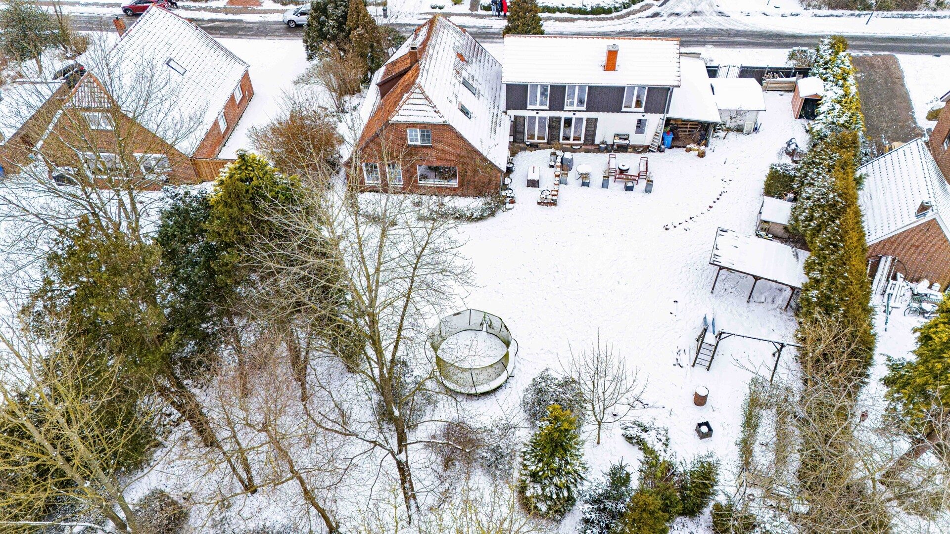 Immobilienangebot - Stadland - Alle - Großzügiges Zuhause mit weitläufigem Garten und viel Raum für Ihre Ideen