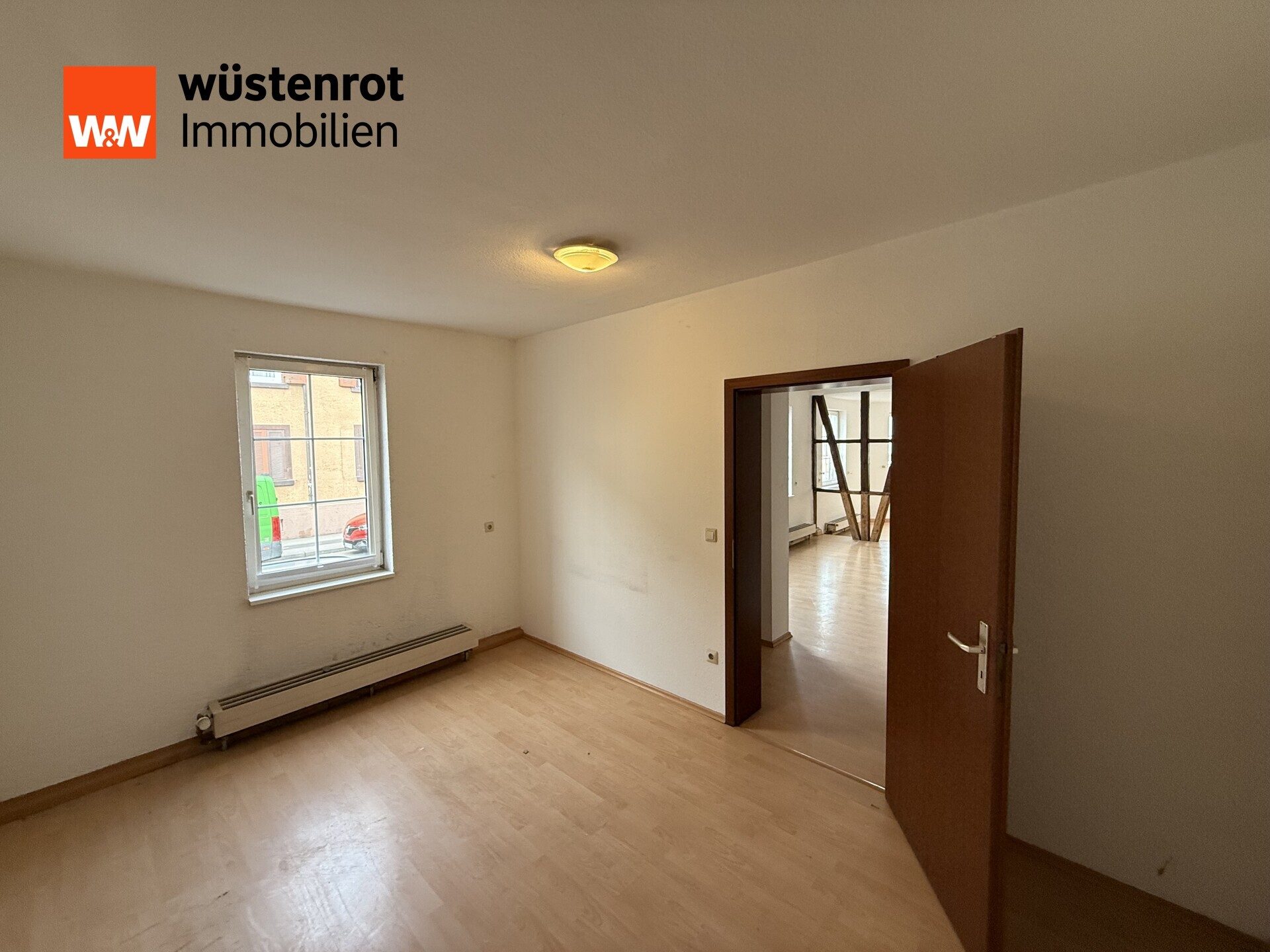 Immobilienangebot - Stuttgart - Alle - Schöne 2‑Zimmer‑Altbauwohnung im Hochparterre – ideal zur Eigennutzung oder als solide Kapitalanlage