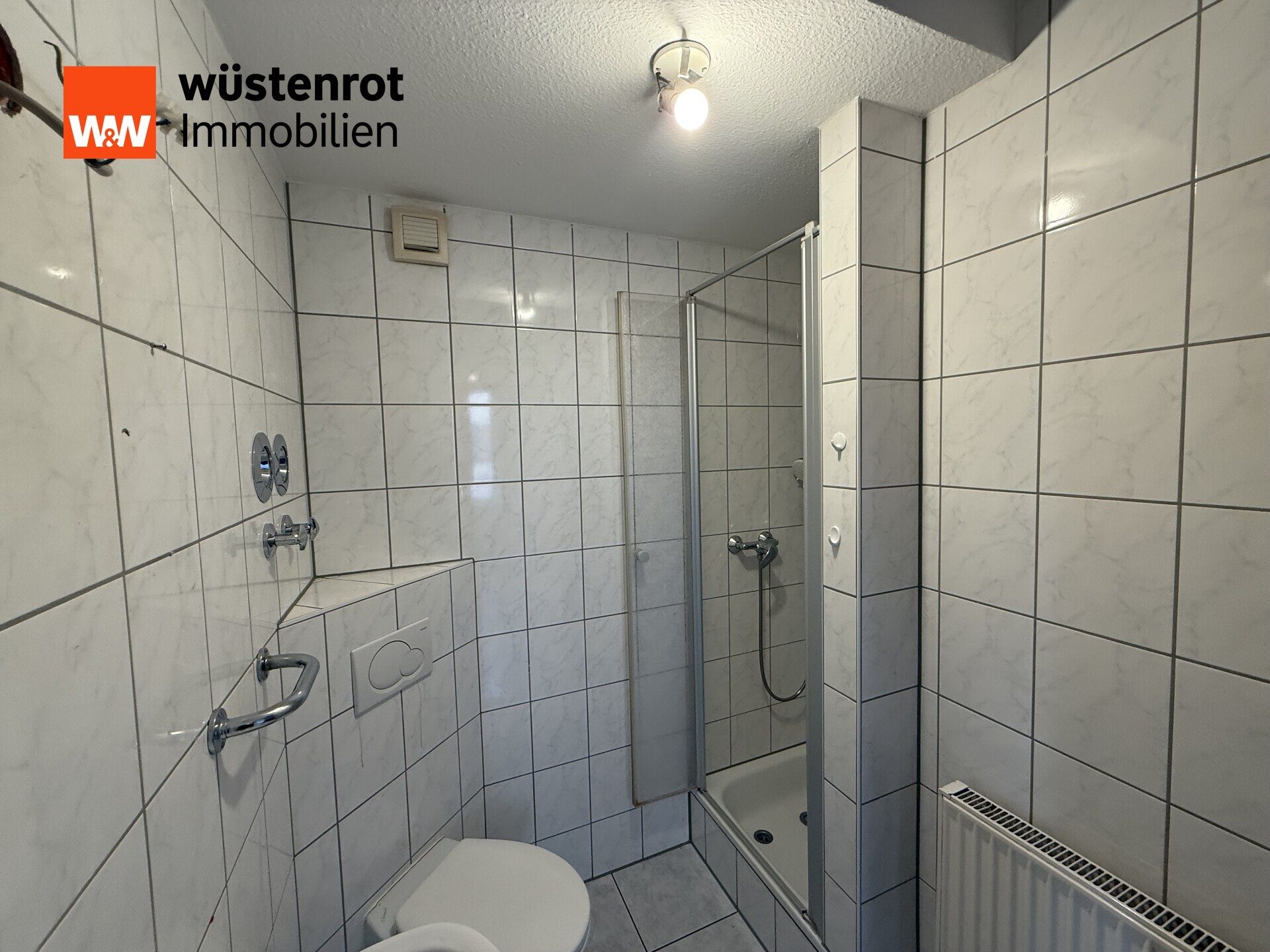 Immobilienangebot - Stuttgart - Alle - Schöne 2‑Zimmer‑Altbauwohnung im Hochparterre – ideal zur Eigennutzung oder als solide Kapitalanlage