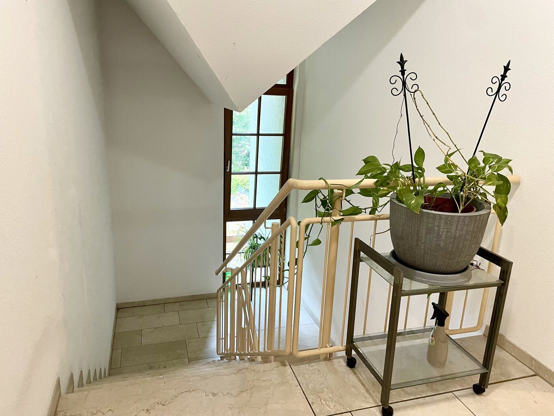 Immobilienangebot - Baden-Baden / Geroldsau - Alle - *INTERESSANTE KAPITALANLAGE IN BADEN-BADEN: 2 Zimmerwohnung mit Balkon und TG-Stellplatz, naturnah*