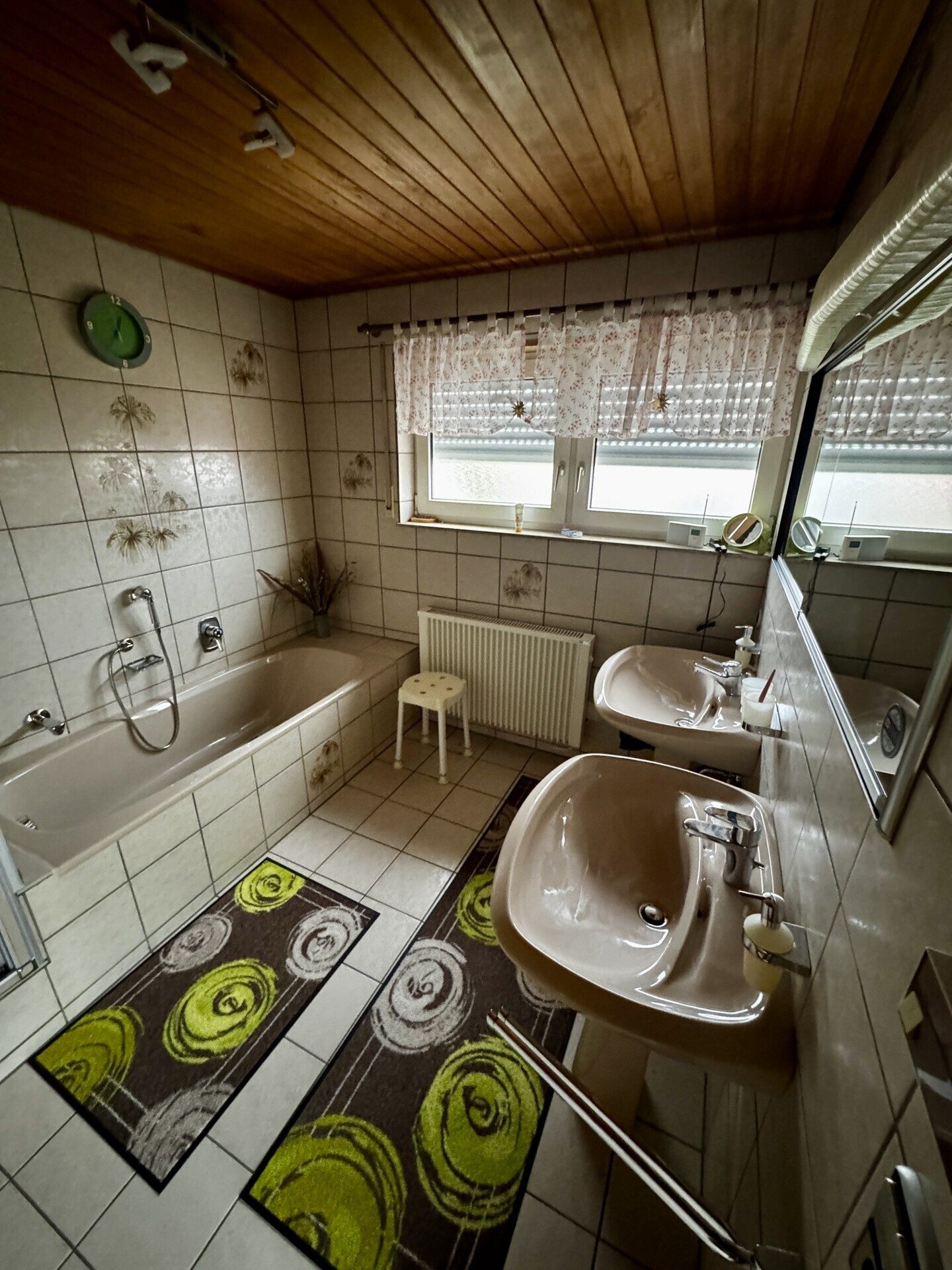 Immobilienangebot - Heiningen - Alle - Preisreduzierung - Ein Zuhause mit Zukunft: Großzügiges Haus mit Garten und flexiblen Wohnkonzepten