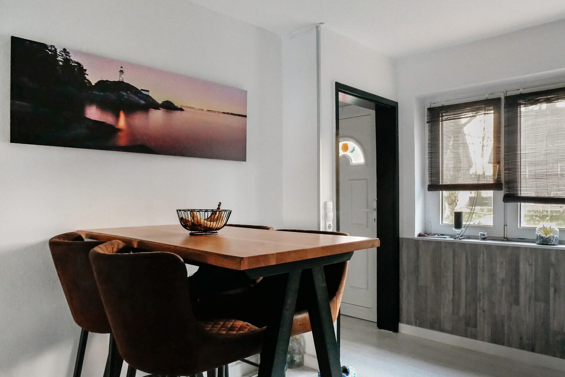 Immobilienangebot - Kiel - Alle - Viel Haus auf kompaktem Raum – teilmodernisiertes Reihenmittelhaus