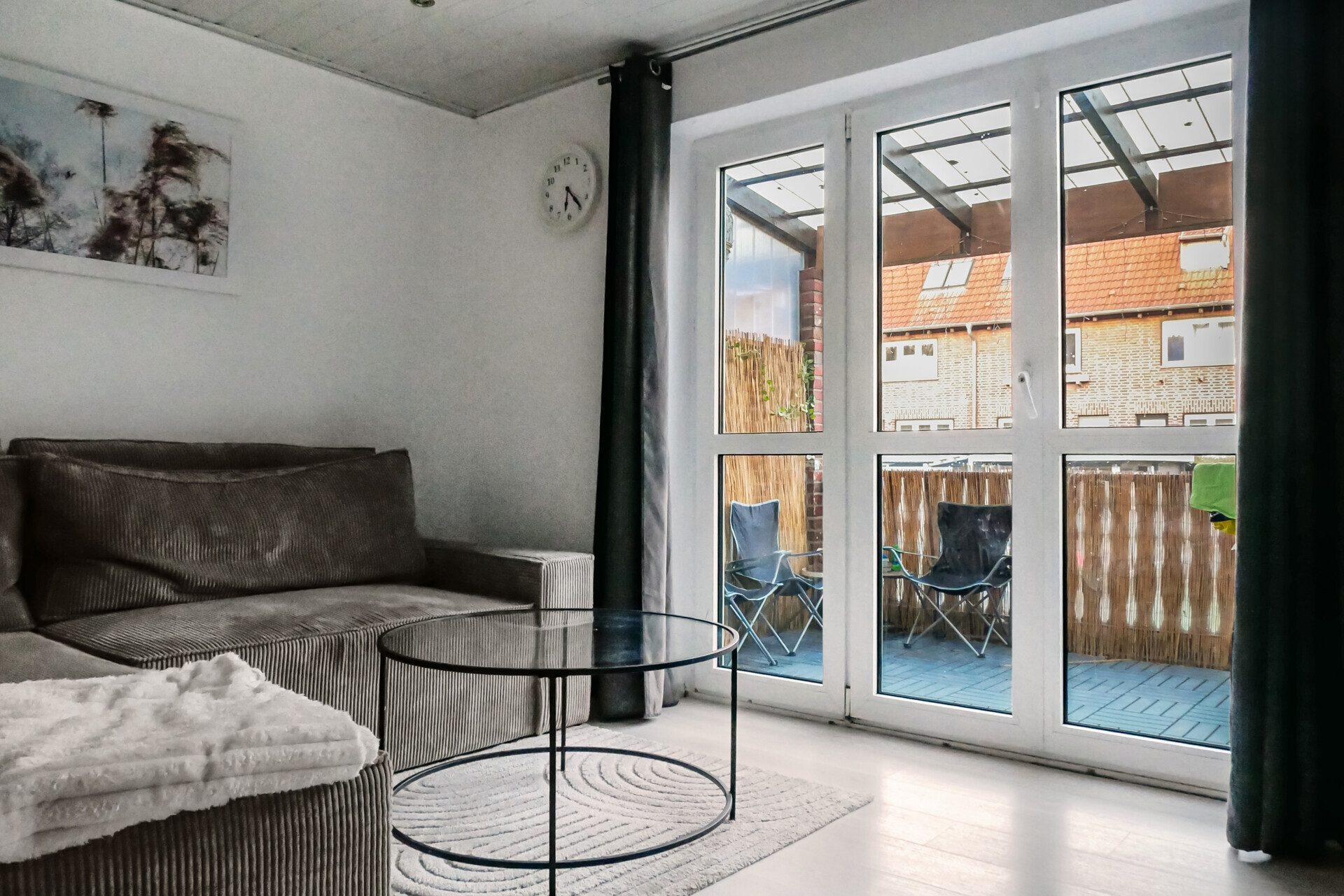 Immobilienangebot - Kiel - Alle - Viel Haus auf kompaktem Raum – teilmodernisiertes Reihenmittelhaus