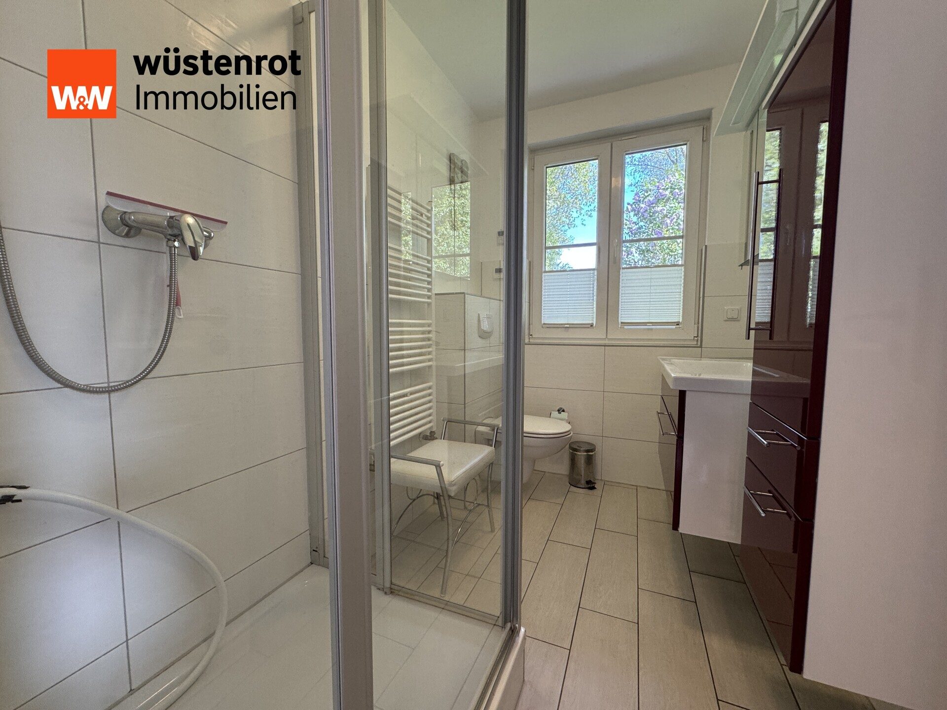 Immobilienangebot - Glowe - Alle - Wohnen wie im Urlaub: Stilvolles Küstenhaus mit 4 Schlafzimmern, Sauna & Vermietungspotenzial