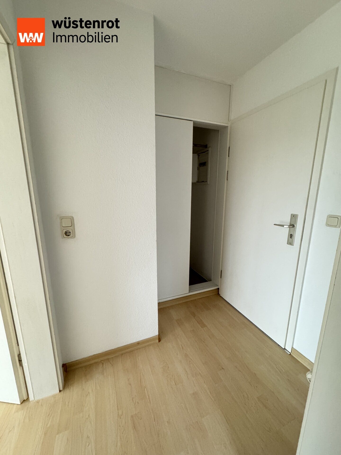 Immobilienangebot - Kramerhof / Parow - Alle - Kompakte Kapitalanlage nahe Strand & Hochschule – 1-Zimmer-Apartment mit Balkon und Stellplatz