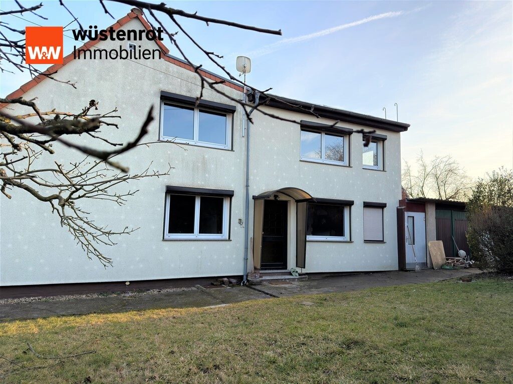 Immobilienangebot - Magdeburg / Hopfengarten - Alle - Handwerker-/ Sanierungsobjekt mit großem Grundstück im schönen Magdeburger Hopfengarten