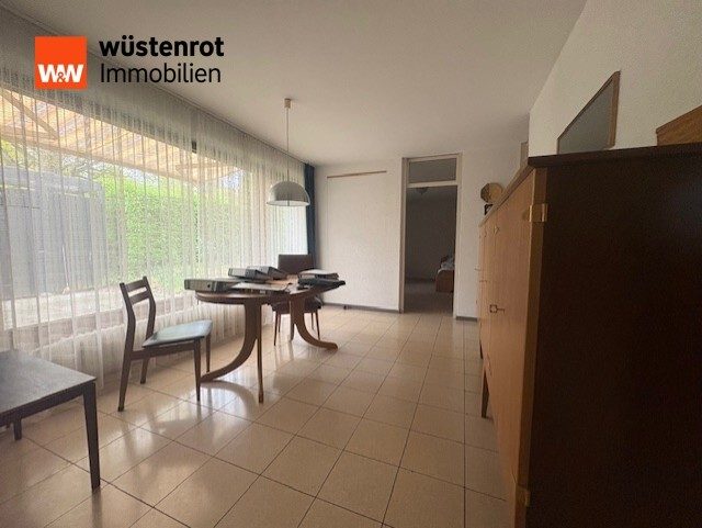 Immobilienangebot - Pforzheim-Sonnenhof - Alle - Wohnen auf einer Ebene mit viel Raum im UG, auf dem Sonnenhof