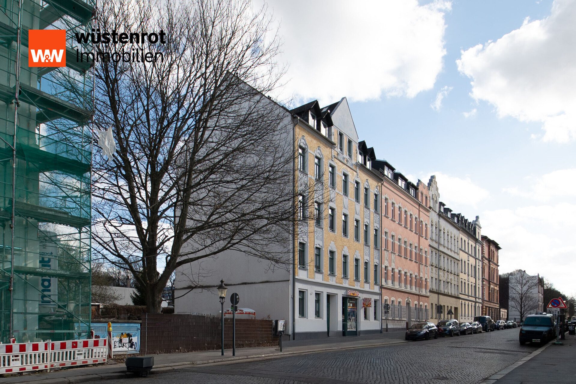 Immobilienangebot - Chemnitz - Alle - Sofort verfügbar: Charmante 2-Zimmer-Altbauwohnung mit Balkon im Gründerzeithaus