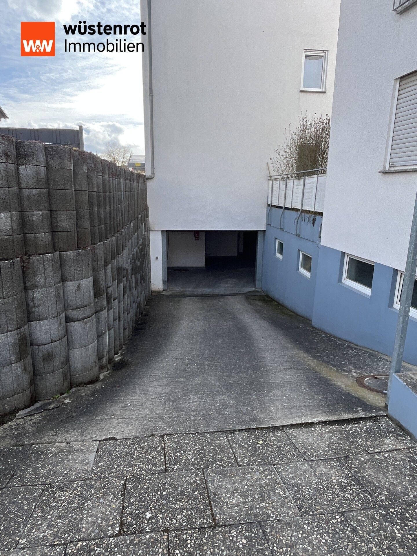 Immobilienangebot - Rödermark / Ober-Roden - Alle - Provisionsfrei für den Käufer: 10 Stellplätze in Rödermark - der optimale Platz für Ihre Oldtimer