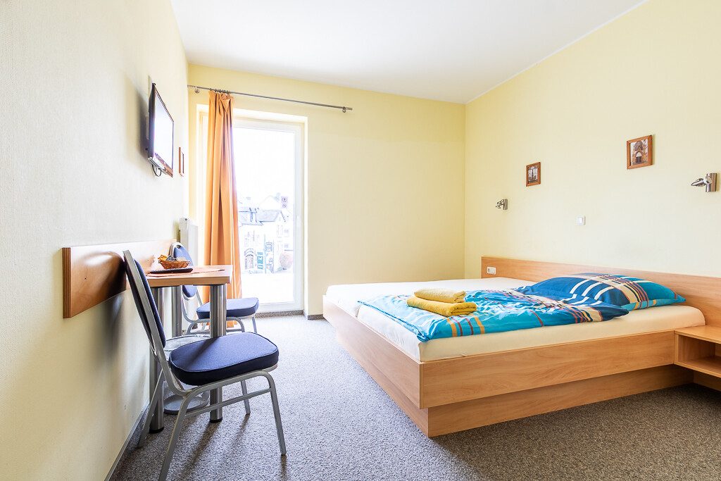 Immobilienangebot - Kenn - Alle - Attraktives Hotel-Restaurant – bei Trier für Bauunternehmer & Investoren mit Entwicklungspotenzial