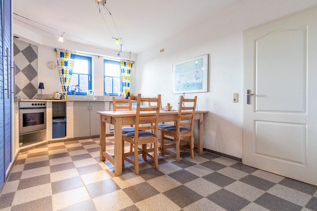Immobilienangebot - Neuhütten - Alle - Energieeffizientes freistehendes Einfamilienhaus mit moderner Technik, Solaranlage & Wohnkomfort