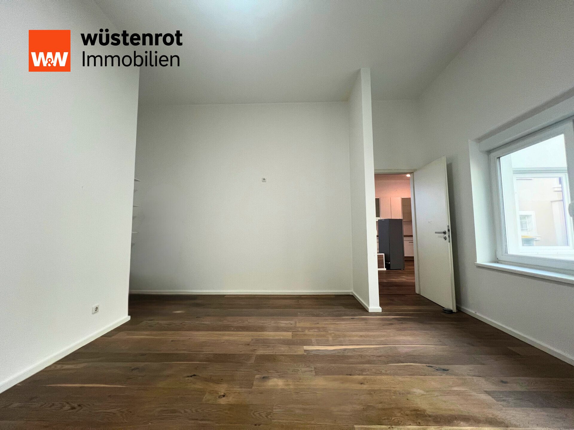 Immobilienangebot - Idstein - Alle - Wie ein eigenes Haus – Gesamter Anbau (BJ 2017) mit Dachterrasse & privatem Innenhof...