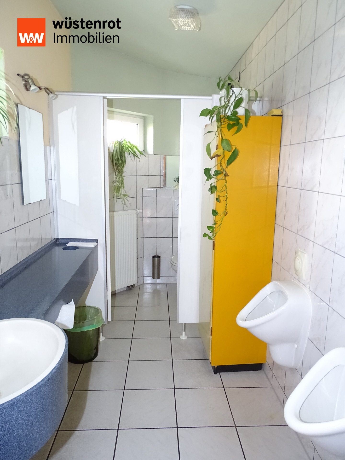 Immobilienangebot - Großenhain - Alle - Gaststätte mit Wohnraum oder Pension - Zentrales Wohn- und Geschäftshaus im Herzen von Großenhain