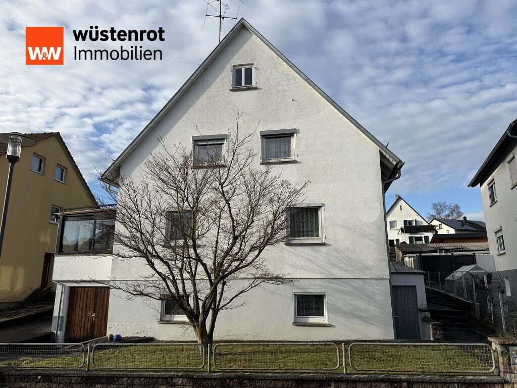 Immobilienangebot - Gaildorf - Alle - Familienfreundliches Wohnhaus mit Einliegerwohnung und Garten
- massiv gebaut, ruhig & zentral-