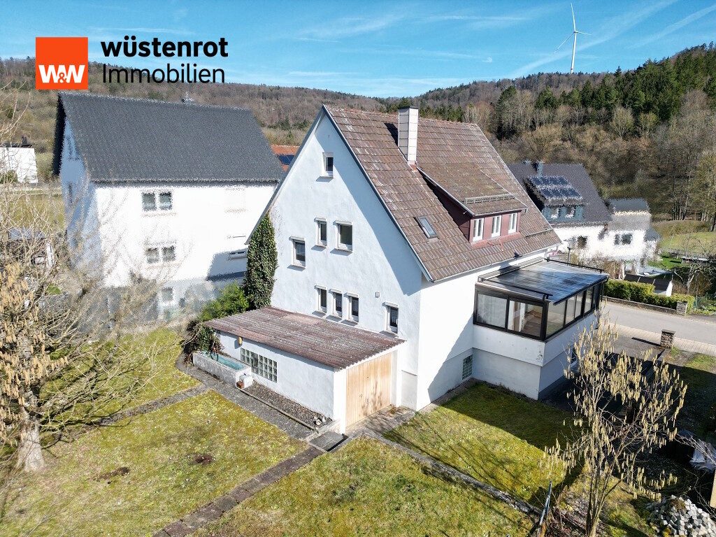 Immobilienangebot - Gaildorf - Alle - Familienfreundliches Wohnhaus mit Einliegerwohnung und Garten
- massiv gebaut, ruhig & zentral-