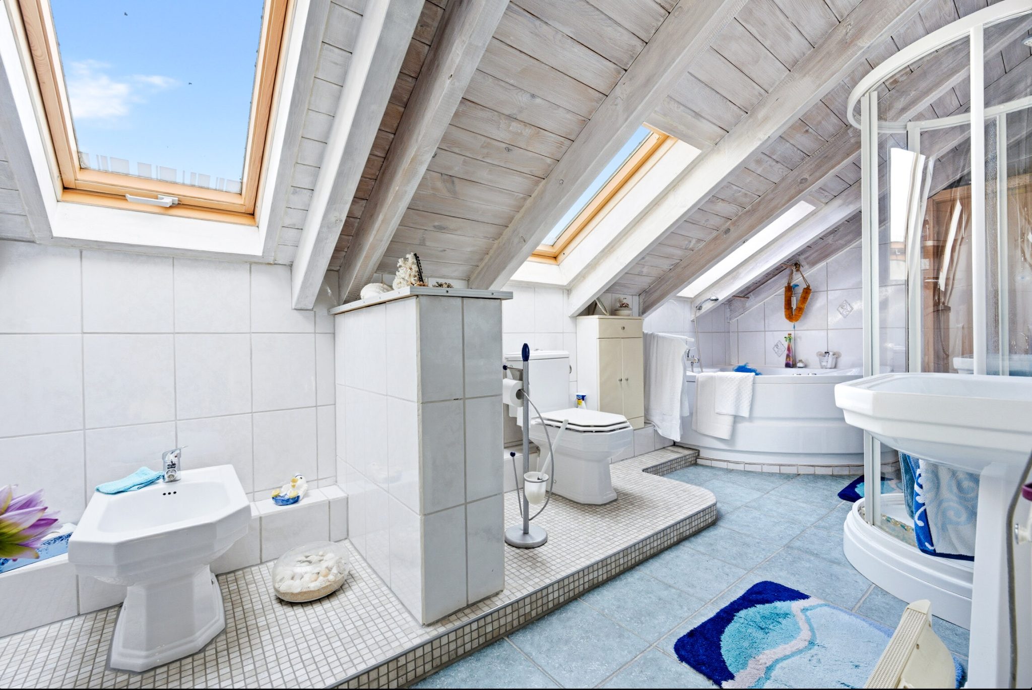 Immobilienangebot - Gerhardshofen - Alle - Gemütliches und gepflegtes Einfamilienhaus
 in herrlich naturnaher Lage im Aischtal
