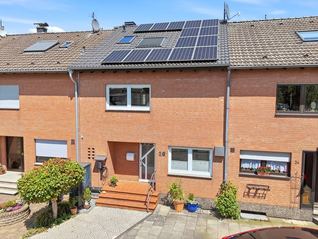 Immobilienangebot - Pulheim - Alle - Modernisiert & energieeffizient! 161 m² Wohnkomfort mit Wärmepumpe, PV-Anlage in einer Sackgasse.