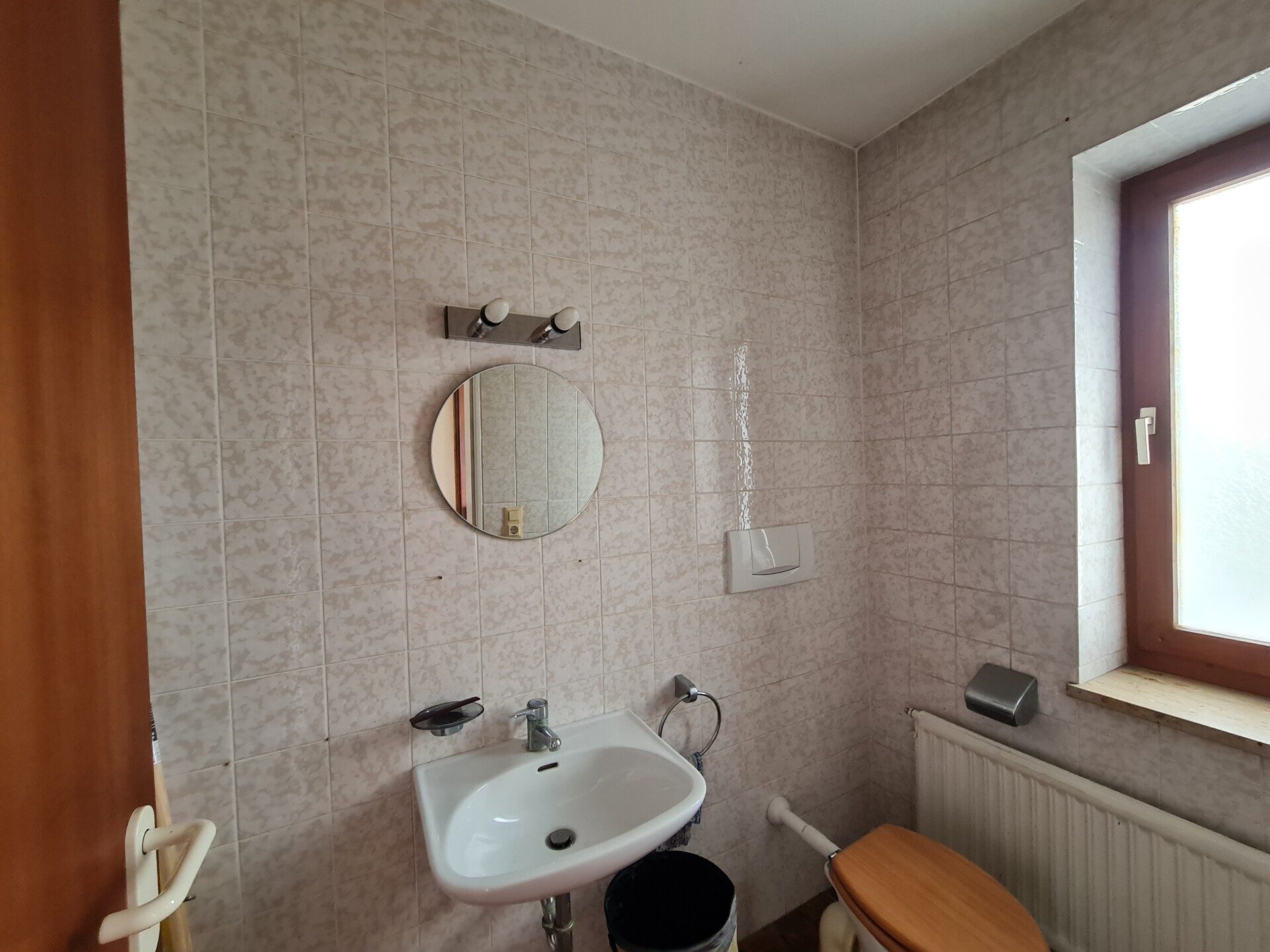 Immobilienangebot - Passau - Alle - Top Chance! Haus für`s Herz! 
RMH mit Garage, in toller Wohnlage und viel Platz für die Familie.