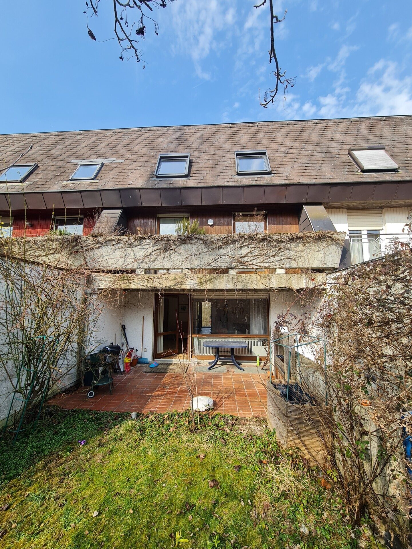 Immobilienangebot - Passau - Alle - Top Chance! Haus für`s Herz! 
RMH mit Garage, in toller Wohnlage und viel Platz für die Familie.