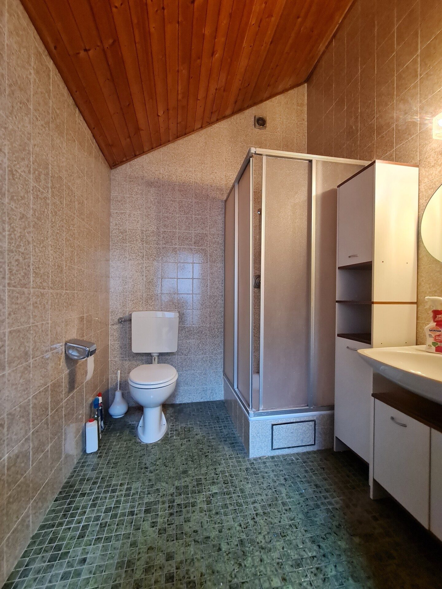 Immobilienangebot - Passau - Alle - Top Chance! Haus für`s Herz! 
RMH mit Garage, in toller Wohnlage und viel Platz für die Familie.