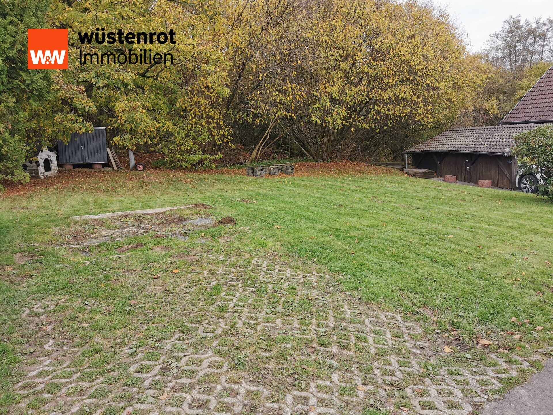 Immobilienangebot - Hückeswagen / Dreibäumen - Alle - ***Großzügiges Familienhaus mit viel Platz - Ideal auch als Mehrgenerationenhaus!***