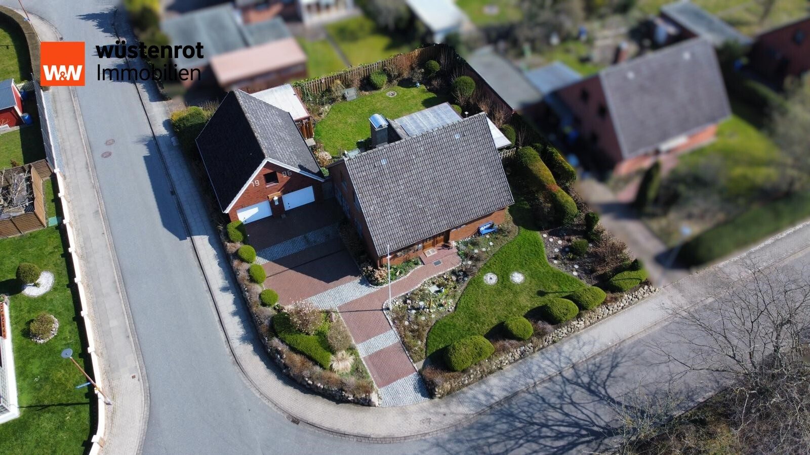 Immobilienangebot - Brunsbüttel - Alle - EFH mit Doppelgarage in ruhiger Lage