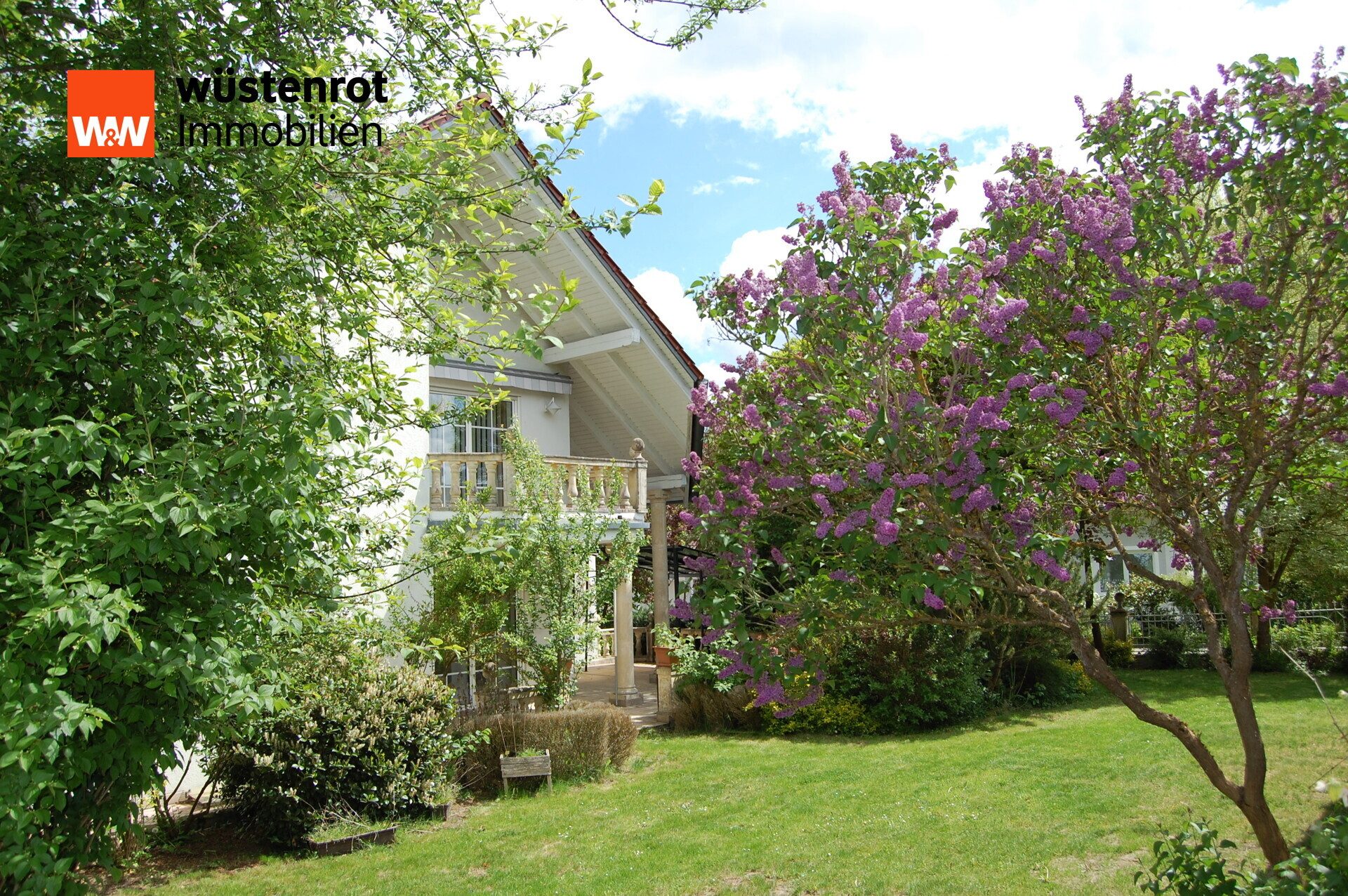 Immobilienangebot - Brunn - Alle - Großzügiges EFH in ruhiger Lage in Brunn/Laaber – auch für 2 Generationen, sofort bezugsfrei
