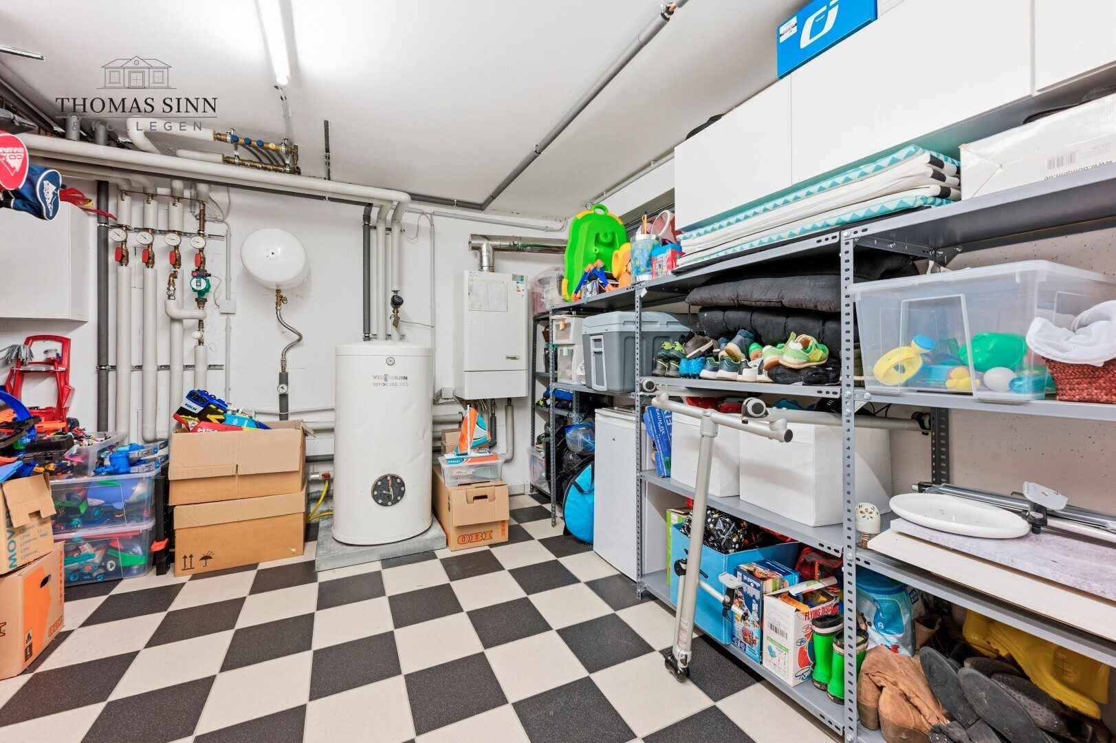 Immobilienangebot - Leingarten / Schluchtern - Alle - Großzügige Doppelhaushälfte  mit Einliegerwohnung in ruhigem Wohngebiet