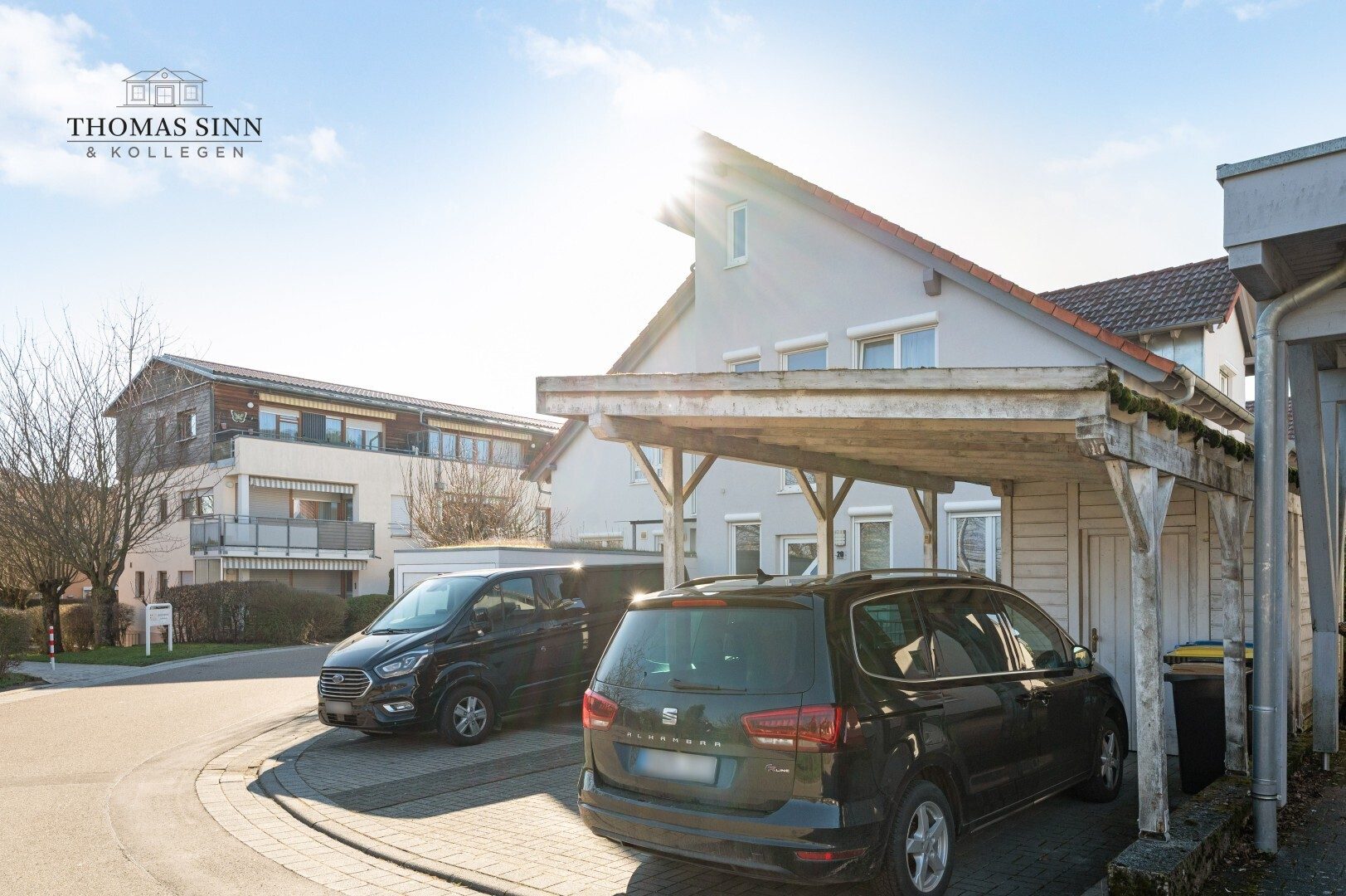 Immobilienangebot - Leingarten / Schluchtern - Alle - Großzügige Doppelhaushälfte  mit Einliegerwohnung in ruhigem Wohngebiet