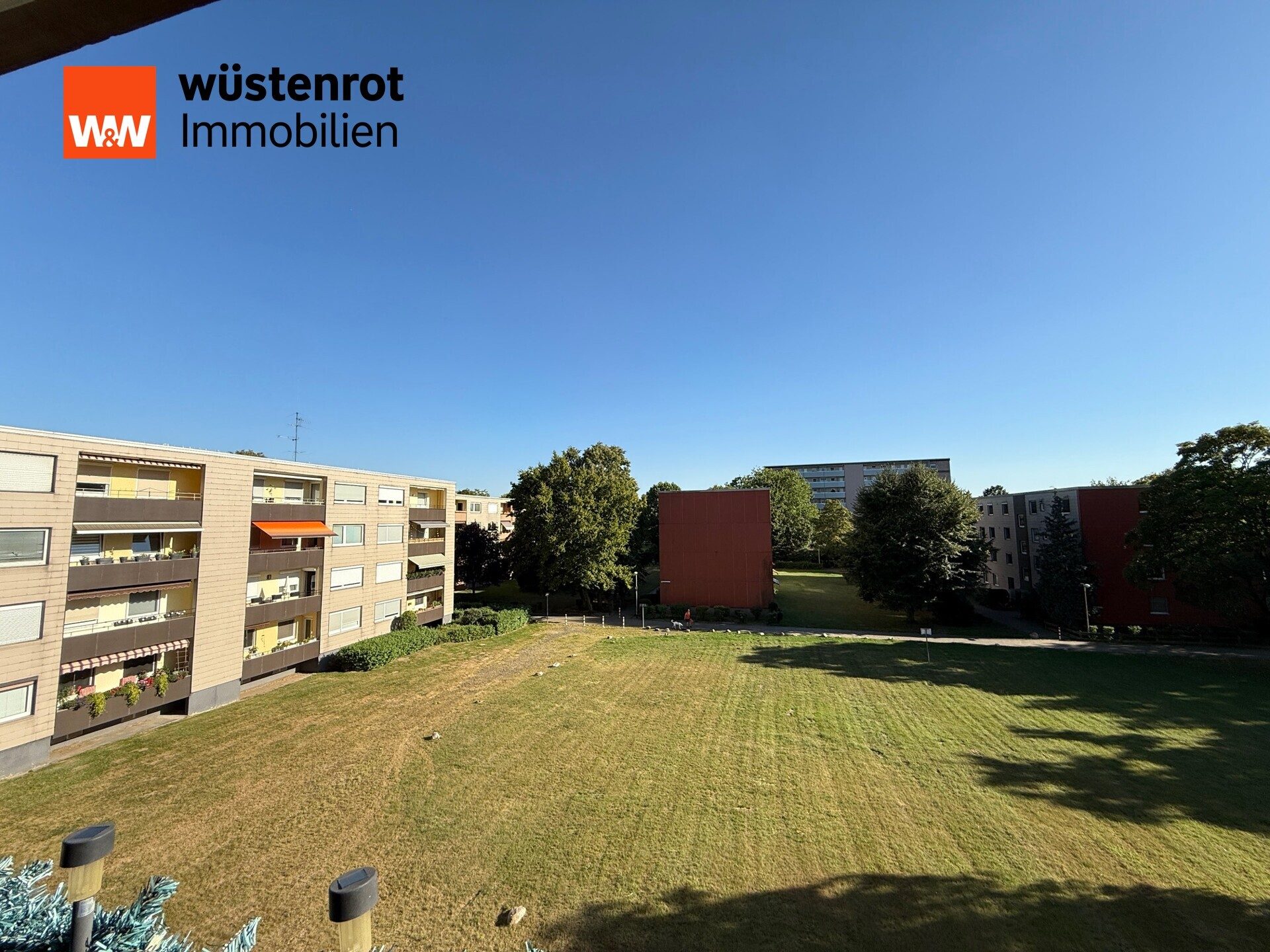 Immobilienangebot - Braunschweig / Schwarzer Berg - Alle - Vermietete 3-Zi.-Wohnung mit Loggia (Süd),  in ruhiger Lage nahe Ölper See