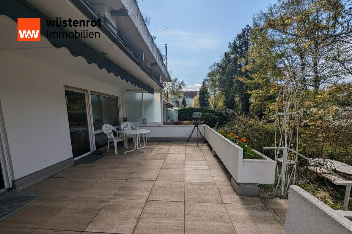 Immobilienangebot - München - Alle - 2 Zimmerwohnung mit großer Terrasse und Garten in München Moosach