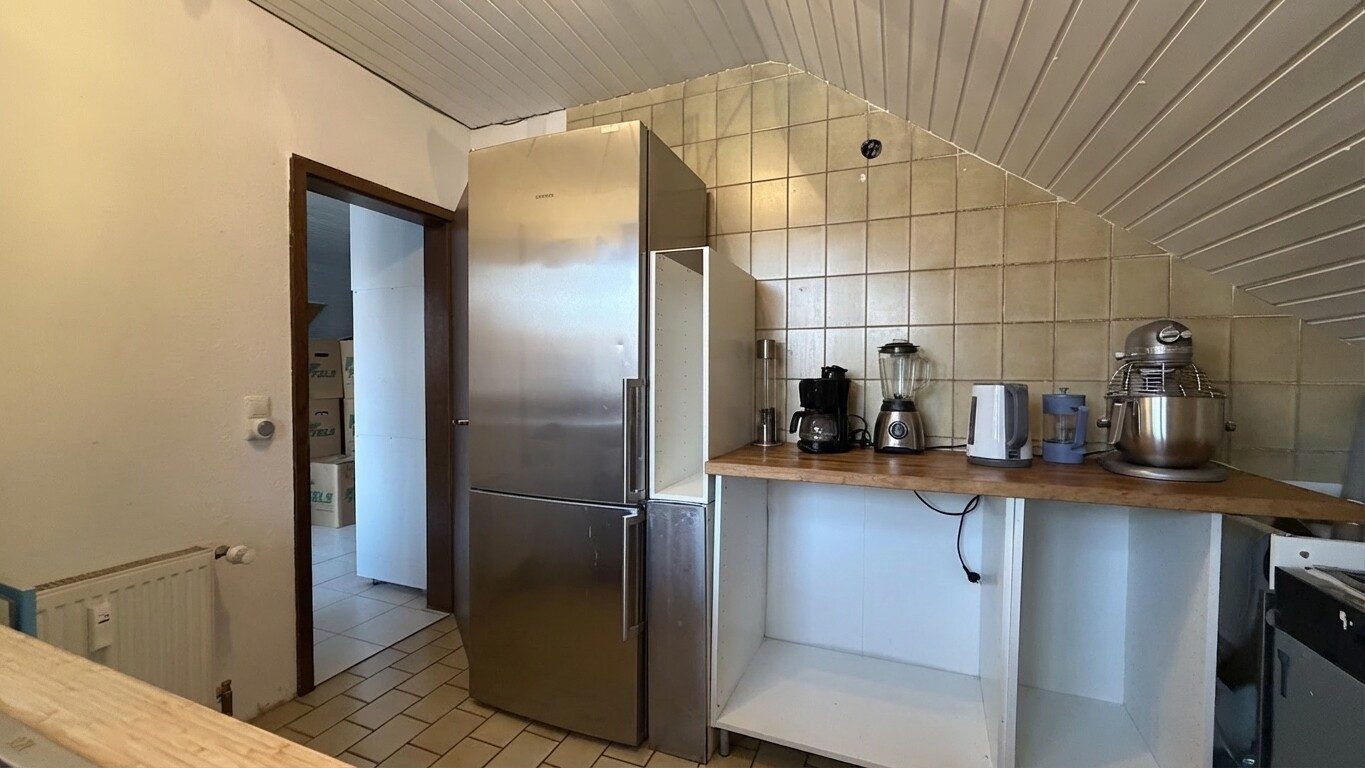 Immobilienangebot - Schriesheim - Alle - 3-Zimmer Dachgeschosswohnung mit Terrasse und KFZ-Stellplatz in Schriesheim
