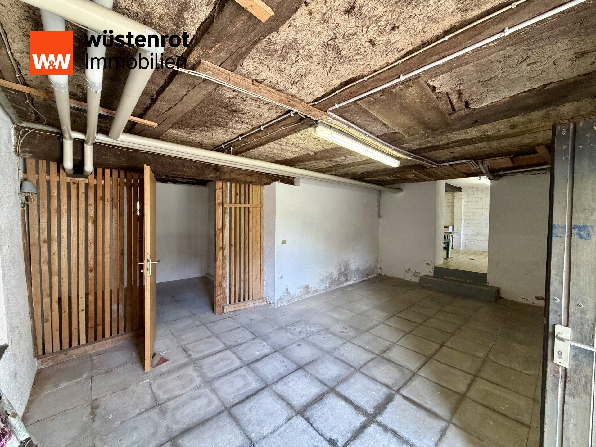 Immobilienangebot - Emmendingen / Kollmarsreute - Alle - **Doppelhaushälfte mit zwei Wohneinheiten in Bahnhofsnähe von Kollmarsreute**