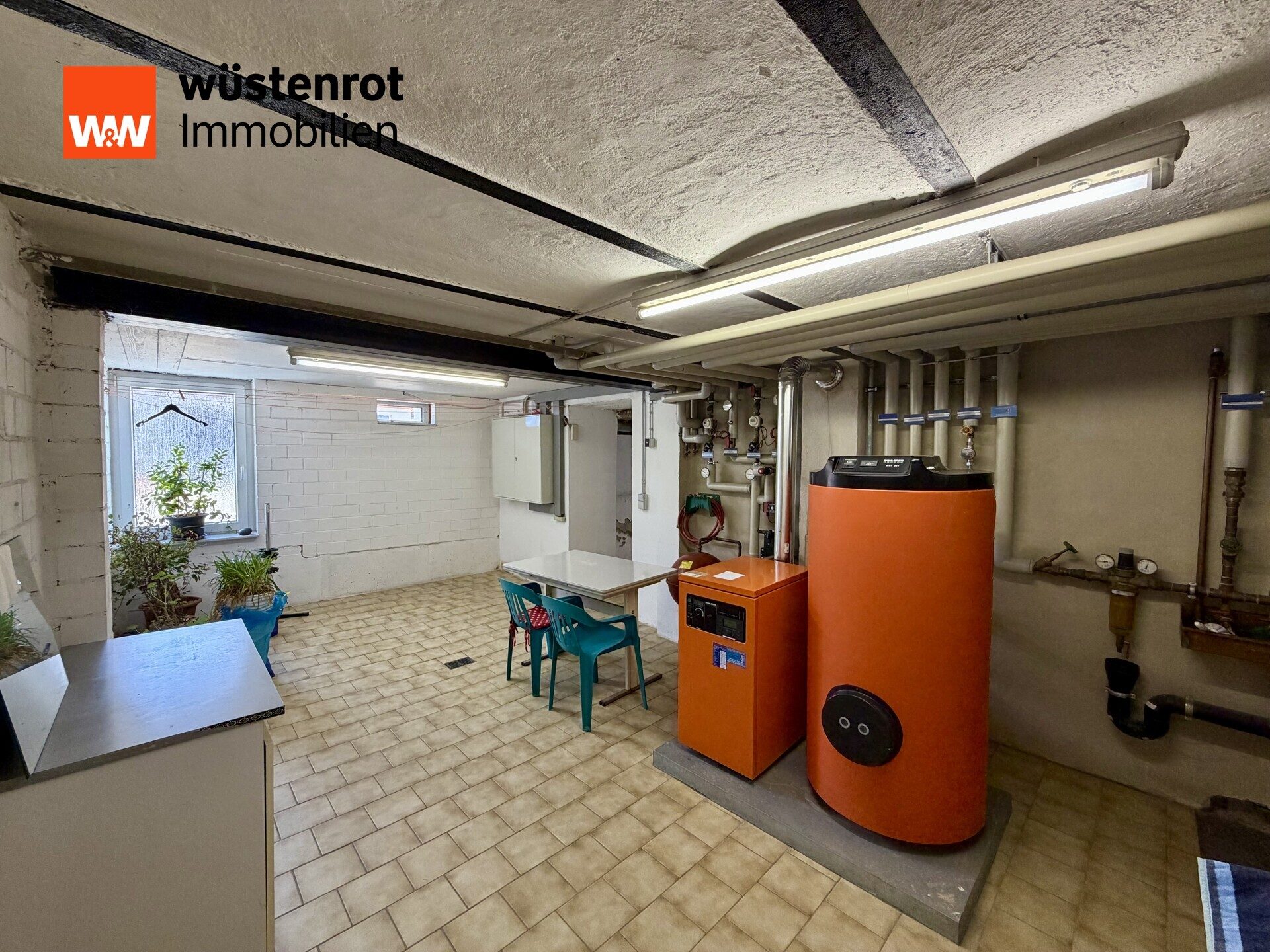 Immobilienangebot - Emmendingen / Kollmarsreute - Alle - **Doppelhaushälfte mit zwei Wohneinheiten in Bahnhofsnähe von Kollmarsreute**
